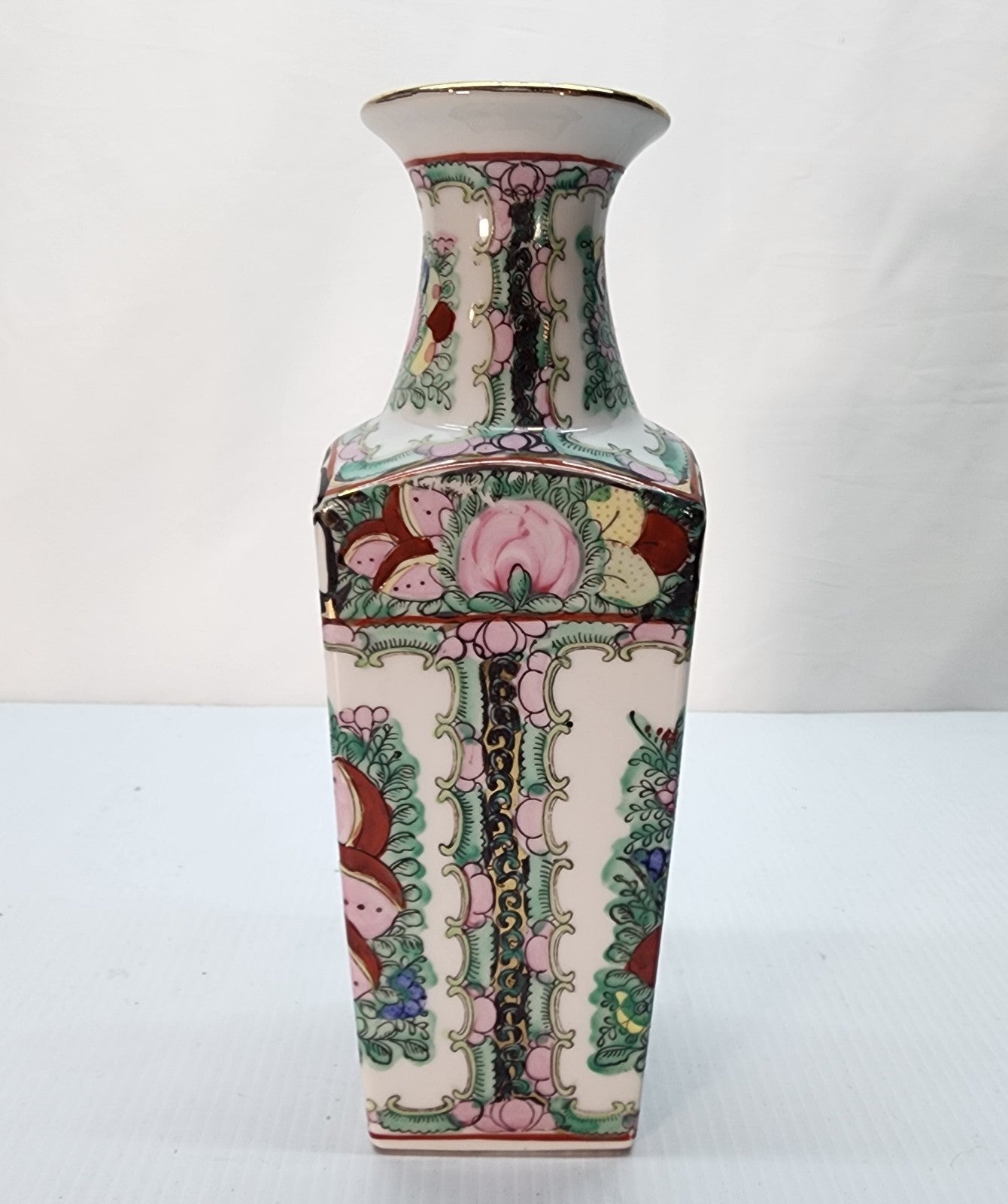 Vintage Chinese Porcelain Vase
