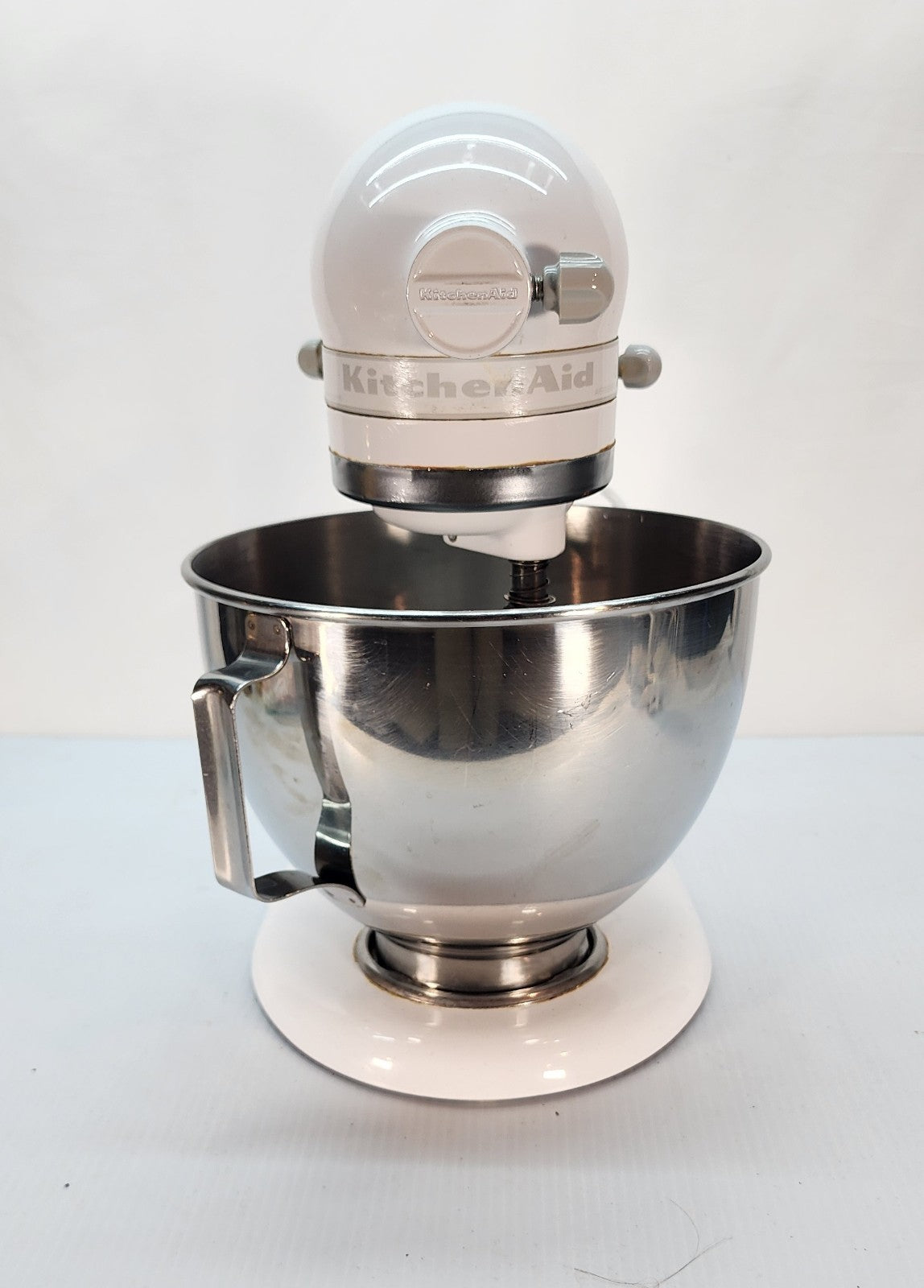 KitchenAid Ultra Power Stand Mixer 10 Speed White KSM90WW w/ Accessories