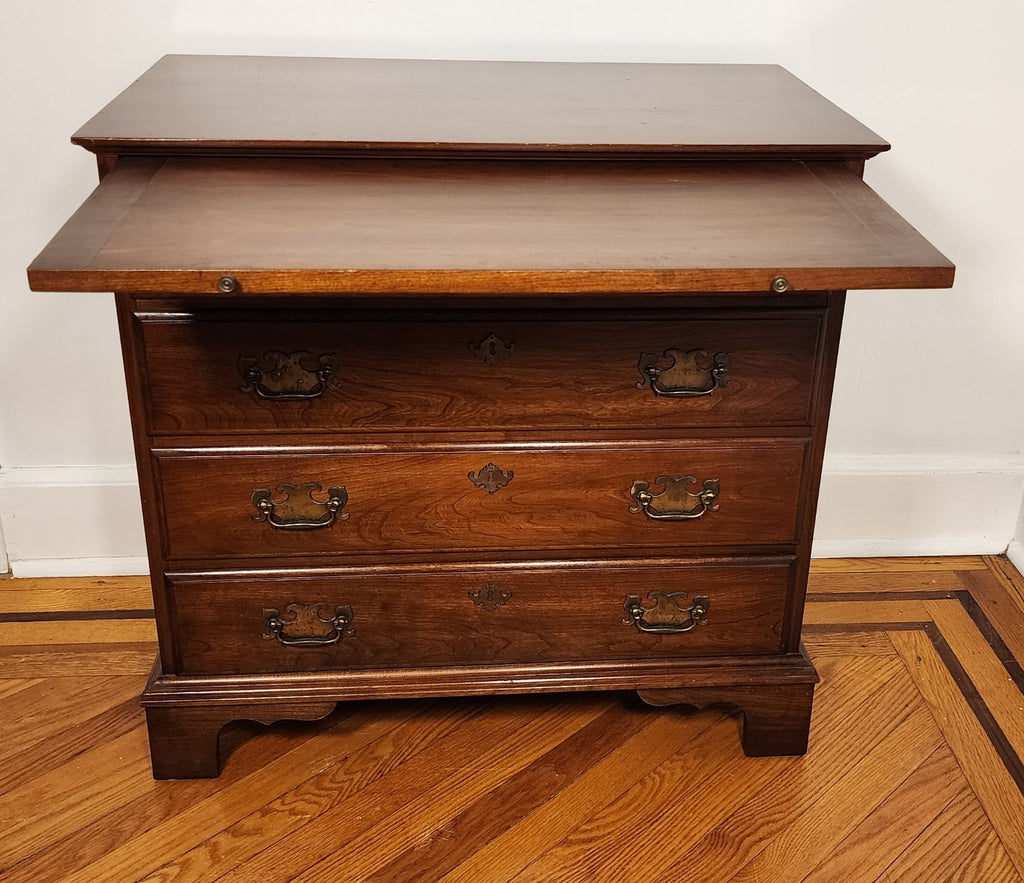 Pennsylvania House Dresser With Tray