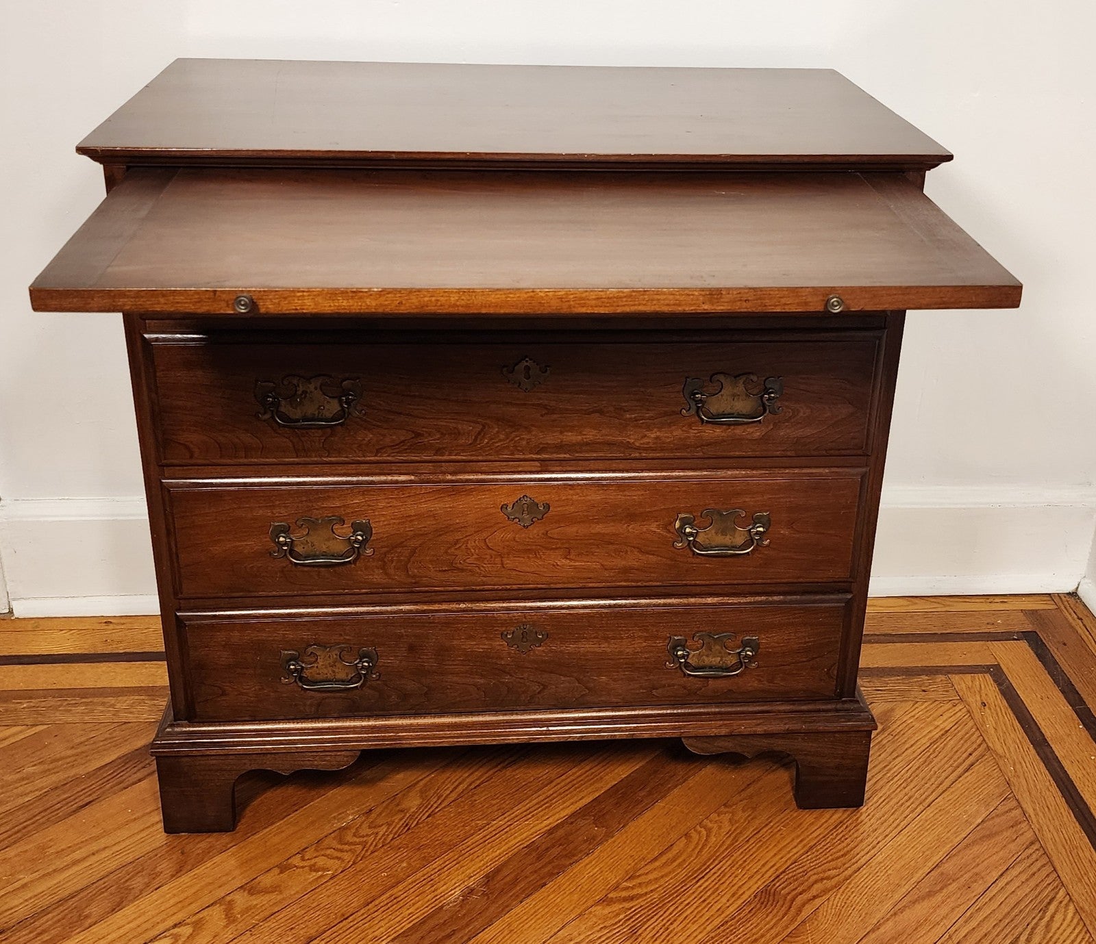 Pennsylvania House Dresser With Tray