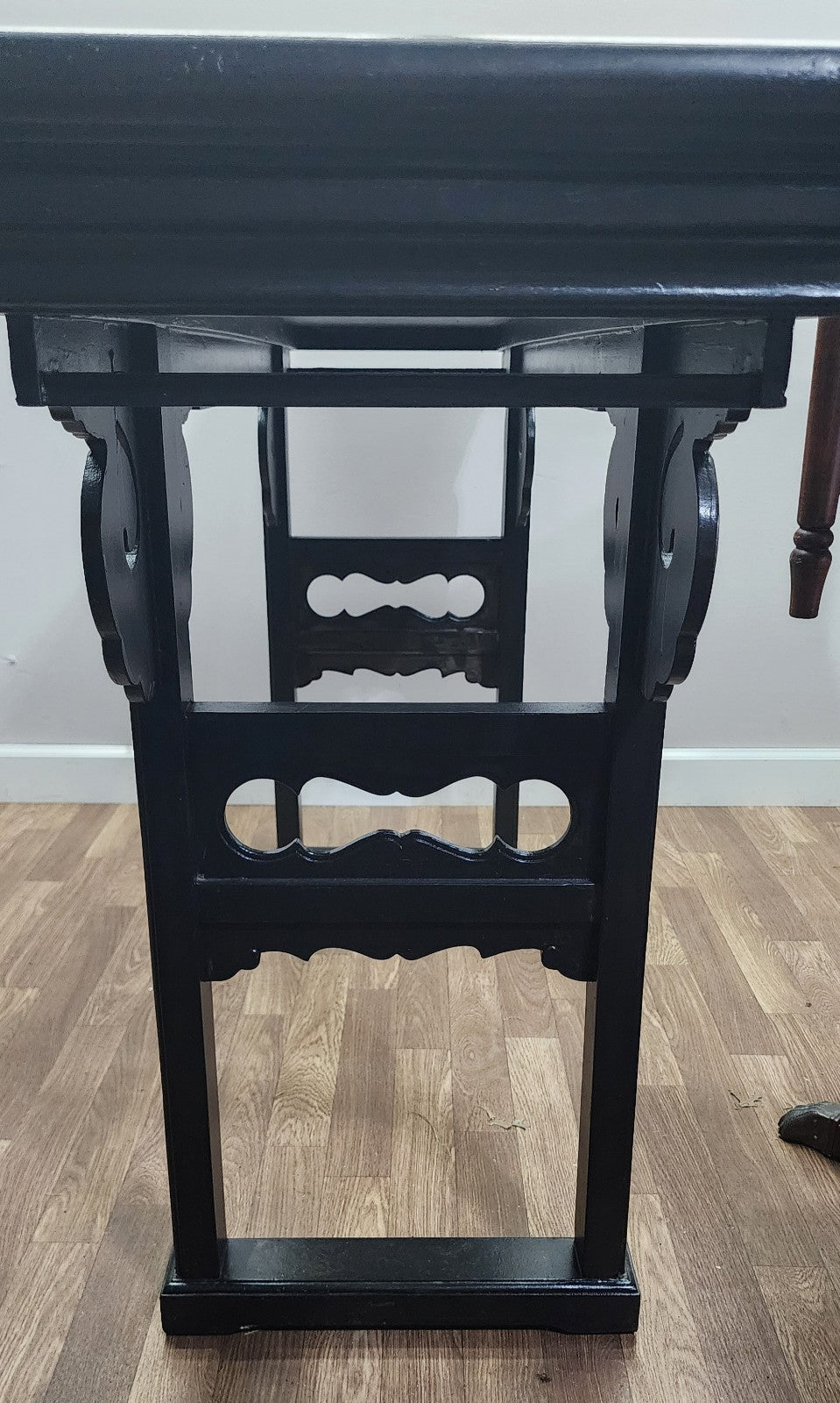 Vintage Asian Style Alter Console Table - Black