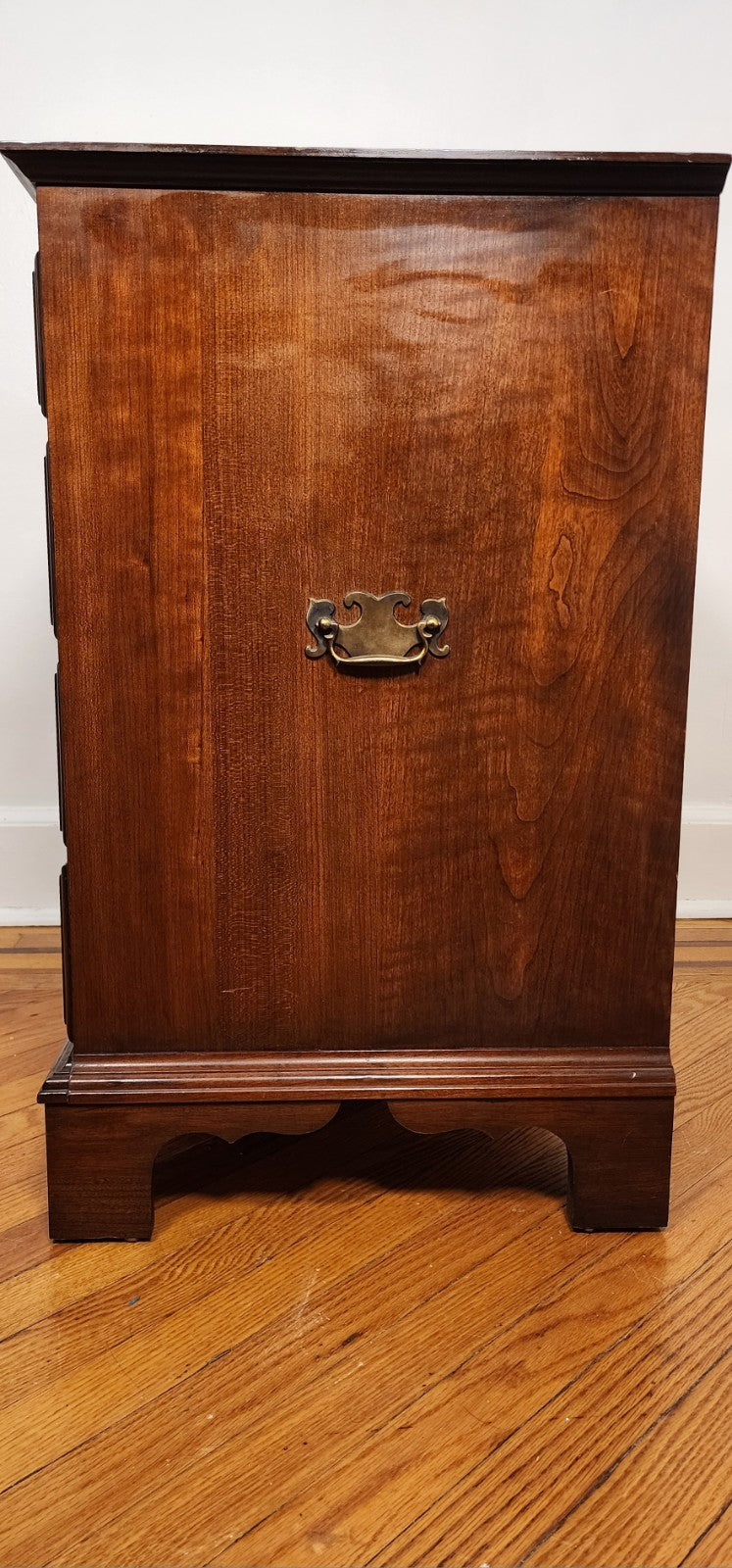 Pennsylvania House Dresser With Tray