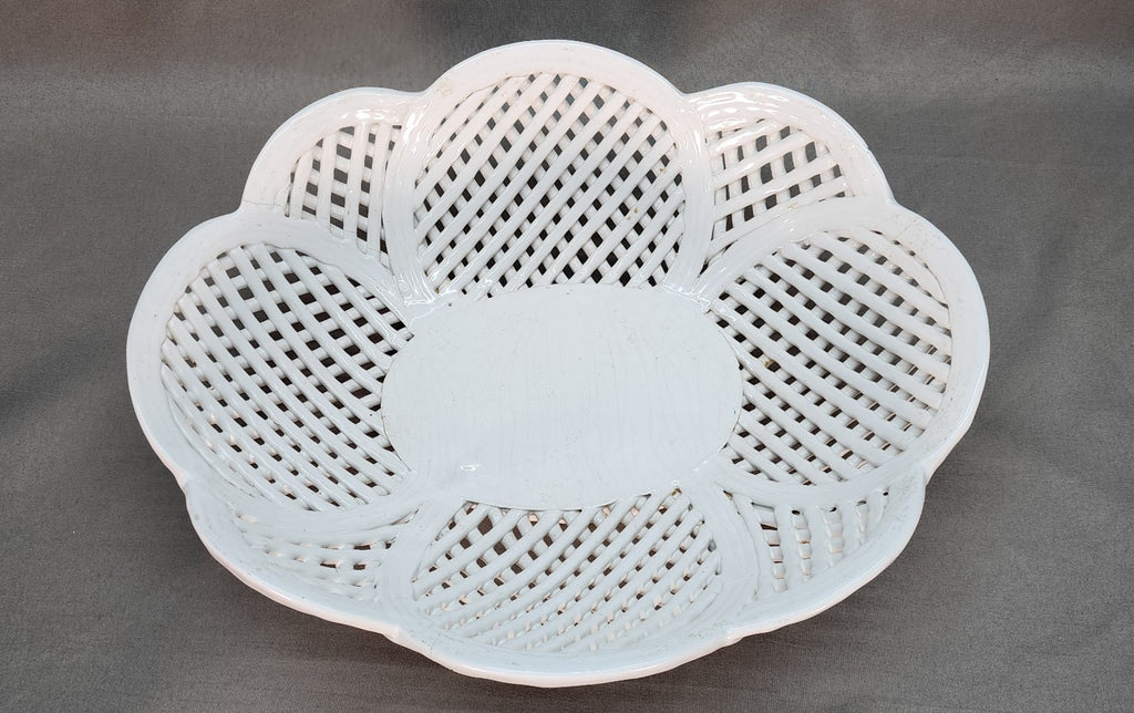 White Ceramic Scalloped Bowl