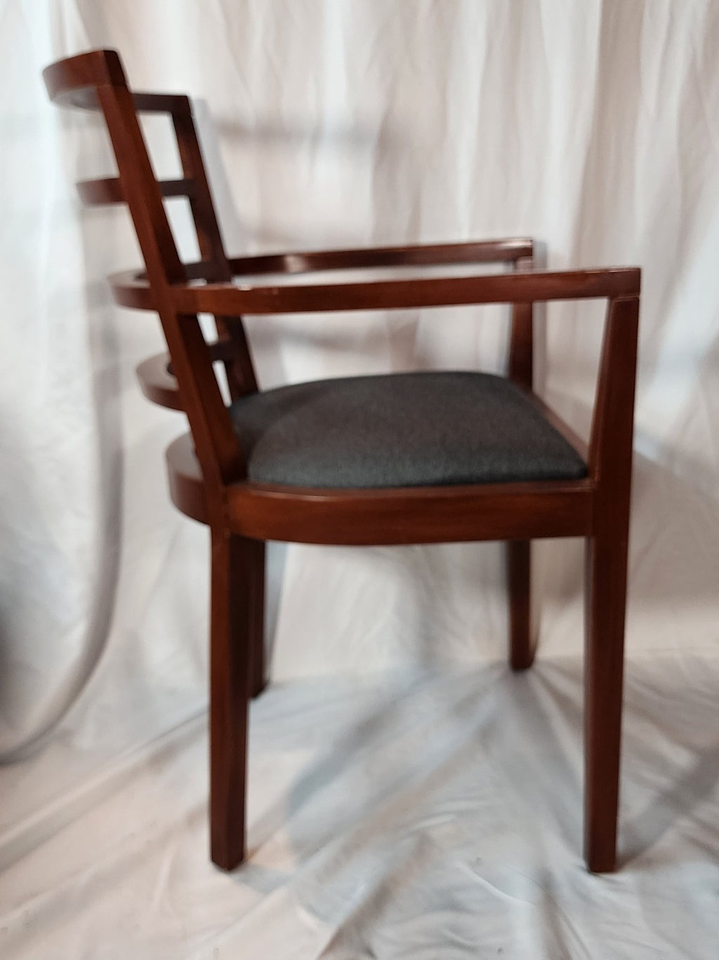 Knoll Studio 1991 Raul de Armas Mid-Century Modern
