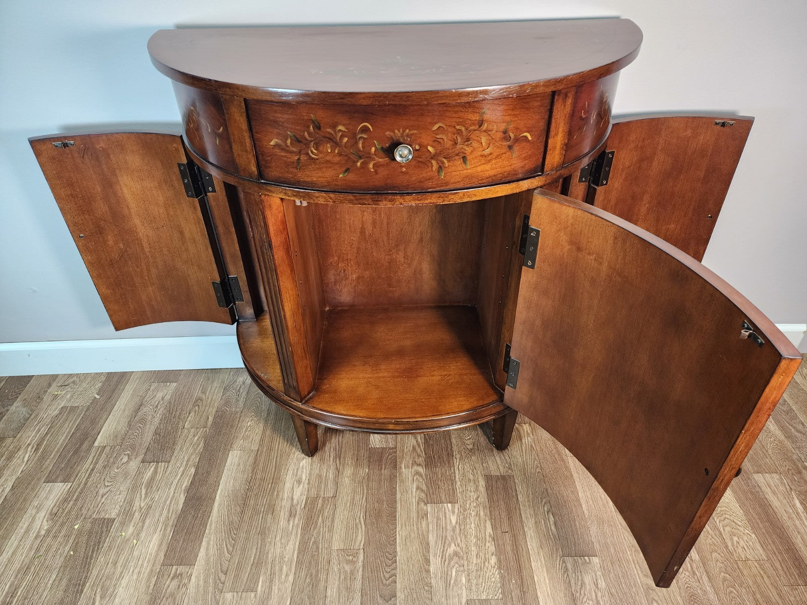 Ethan Allen Demilune