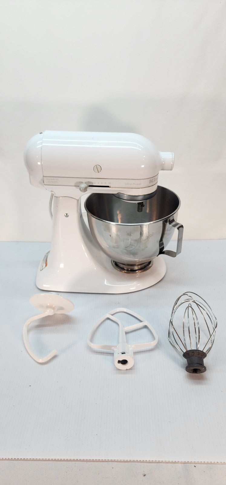 KitchenAid Ultra Power Stand Mixer 10 Speed White KSM90WW w/ Accessories