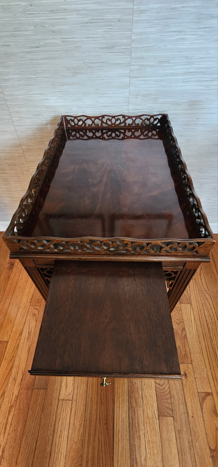 Vintage Drexel Heritage Tea Table