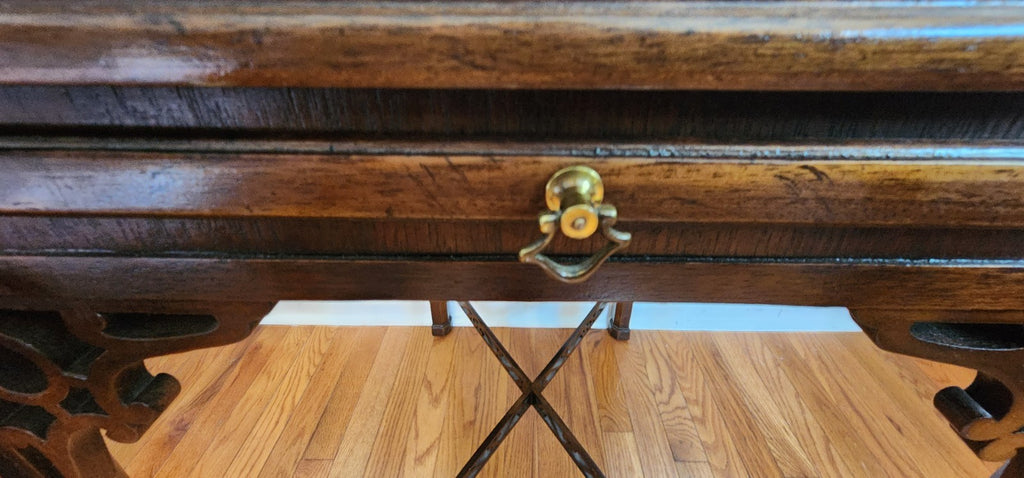 Vintage Drexel Heritage Tea Table