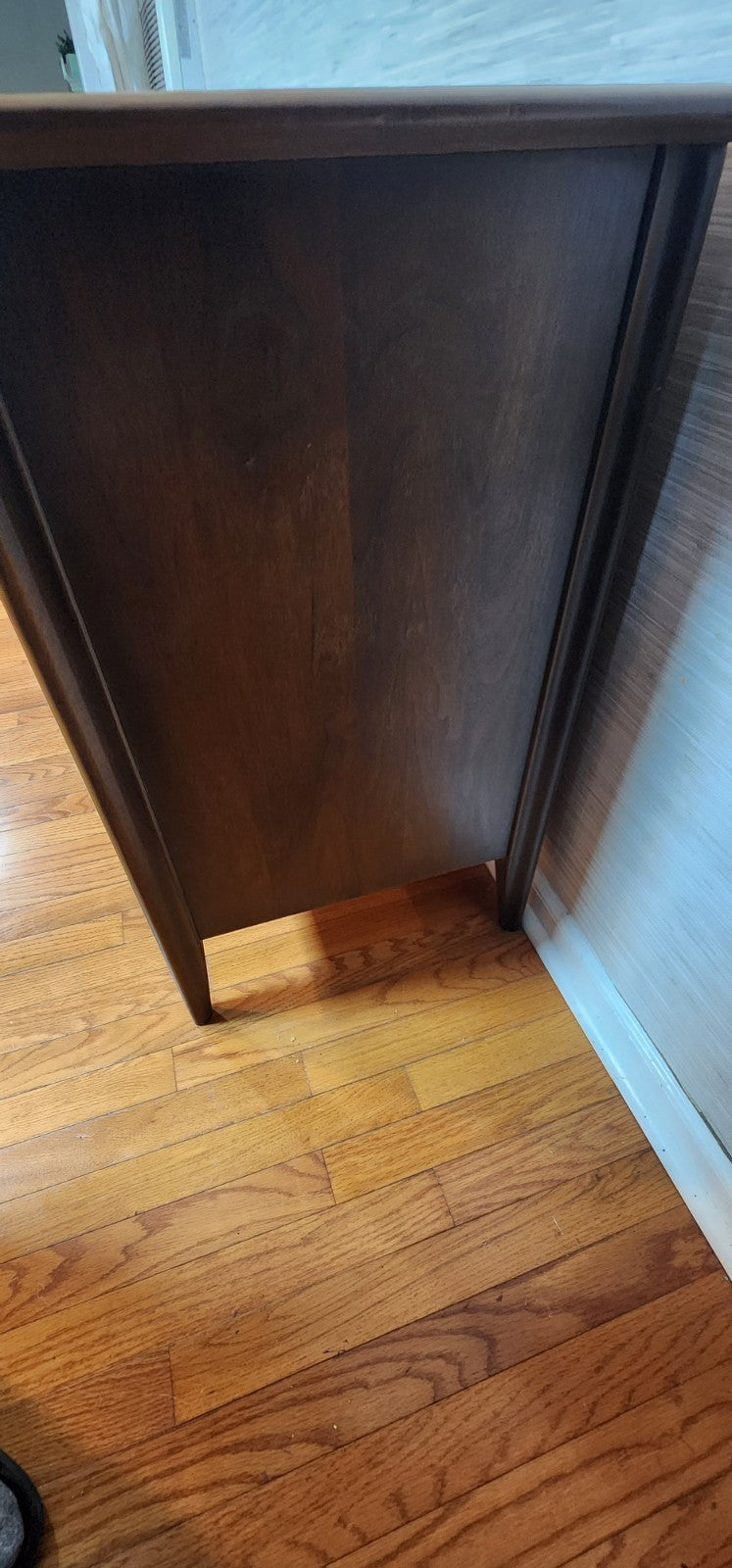 Mid Century Modern Stanley Dresser, 2 Nightstands and Mirror