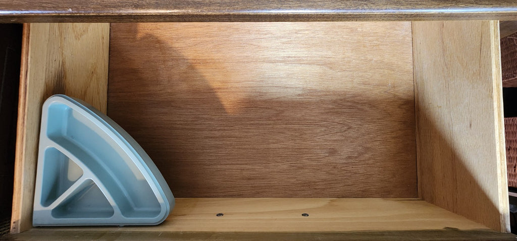Mid Century Modern Stanley Dresser, 2 Nightstands and Mirror