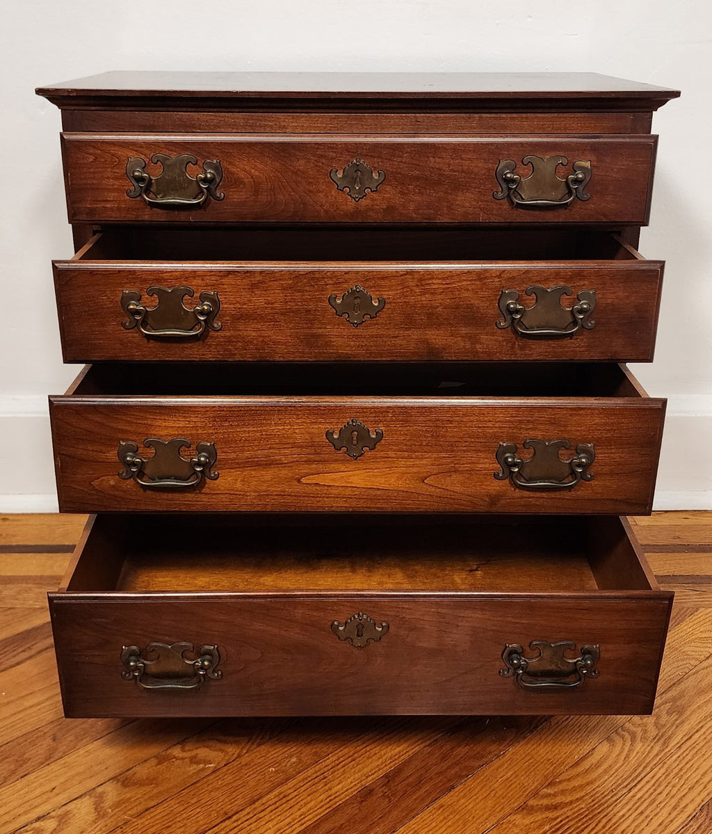 Pennsylvania House Night Stand Table