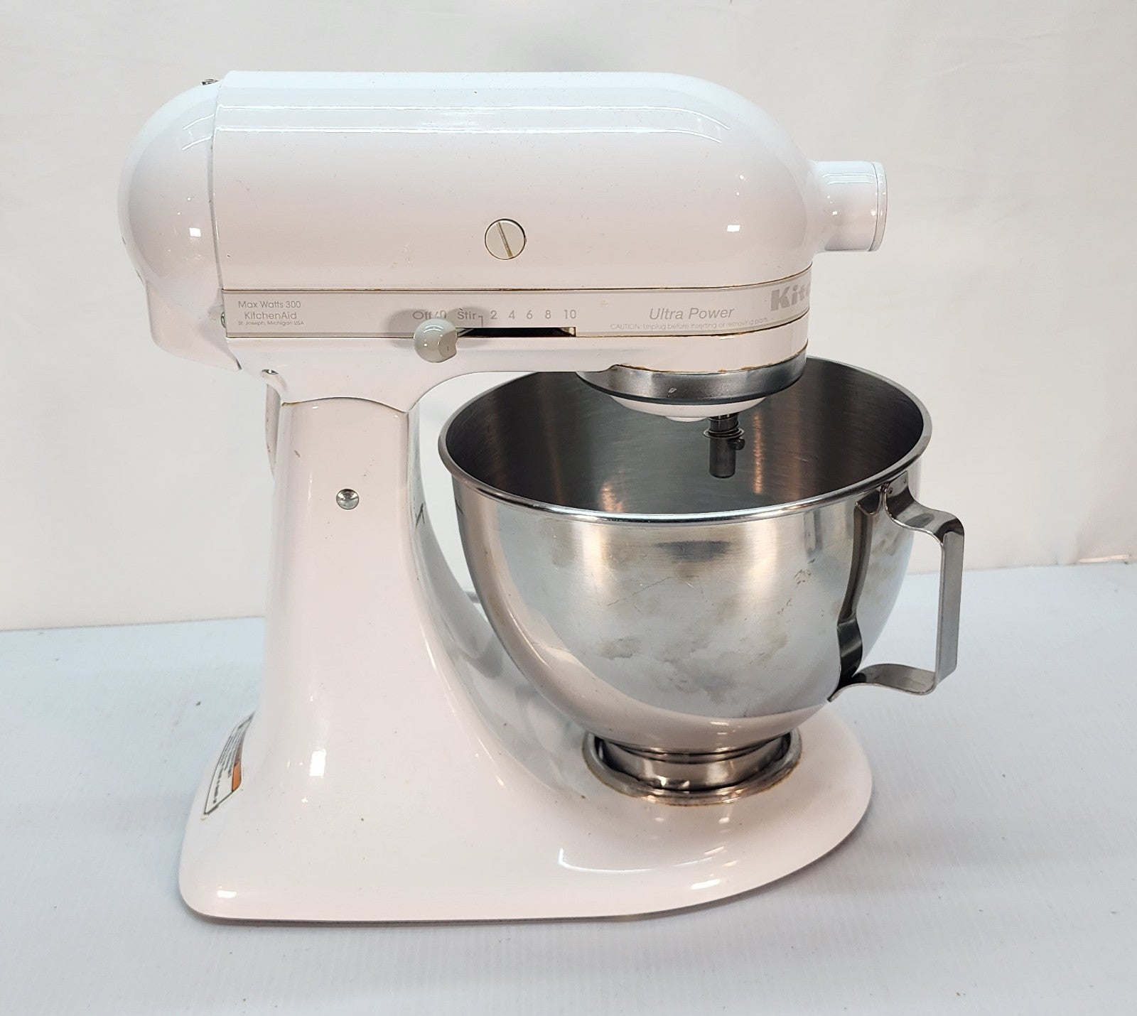 KitchenAid Ultra Power Stand Mixer 10 Speed White KSM90WW w/ Accessories