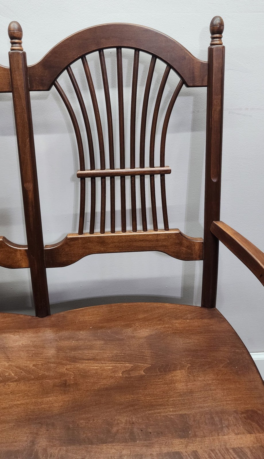 Simply Amish Tripple seat Windsor Bench Setee